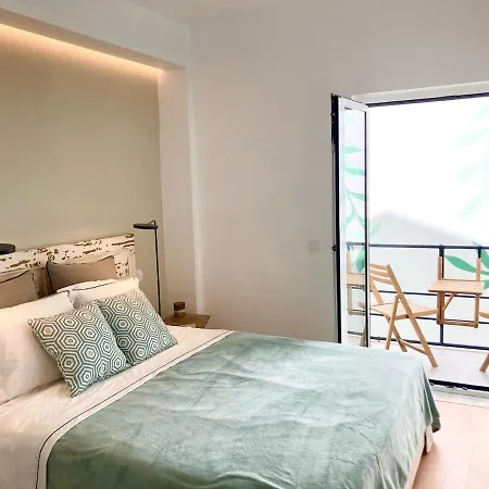 Newtrendy Charming In Historical Apartament *